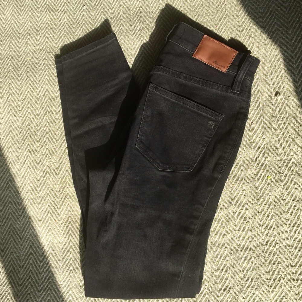 “Madewell” Black, High Riser Skinny Jeans! - Picture 5 of 8